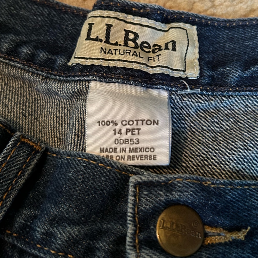 L.L. Bean High Waisted Jean Short - Picture 5 of 6